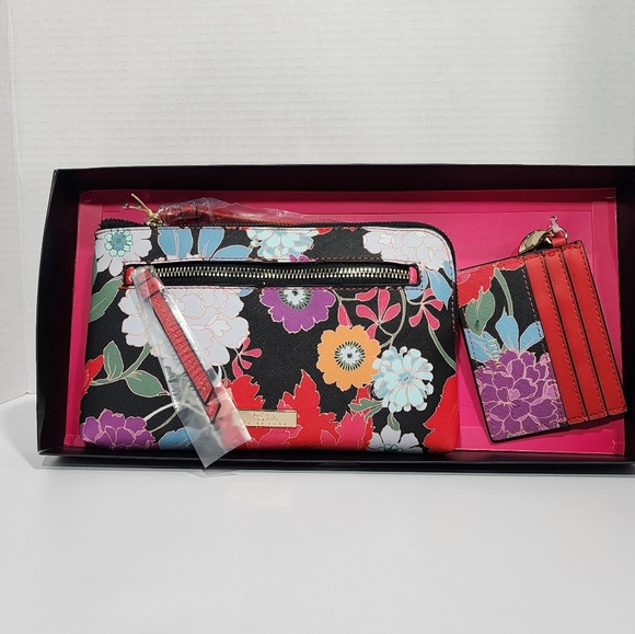 Trina Turk Multicolor Floral Wristlet Purse and CardHolder Boxed Gift Set NWT - Picture 1 of 5